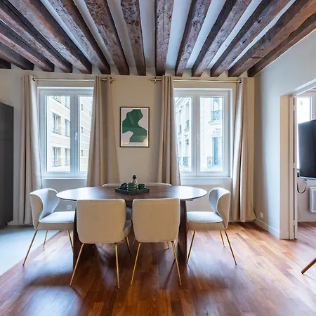 Heart Of - Spacious 3-bedroom Air-conditione דירה *