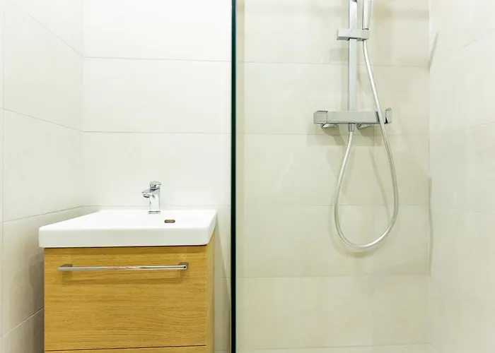 Apartman Heart Of - Spacious 3-bedroom Air-conditione