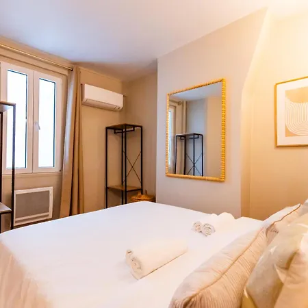 Heart Of - Spacious 3-bedroom Air-conditione Διαμέρισμα