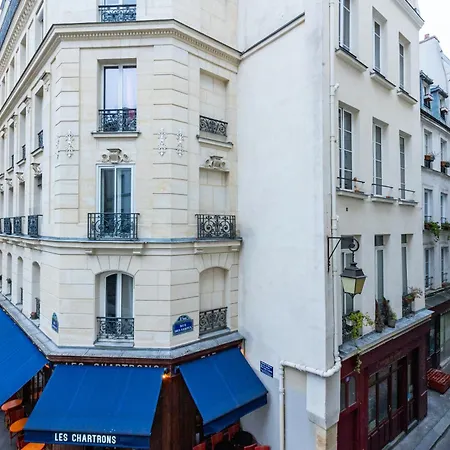 Heart Of - Spacious 3-bedroom Air-conditione Daire Paris