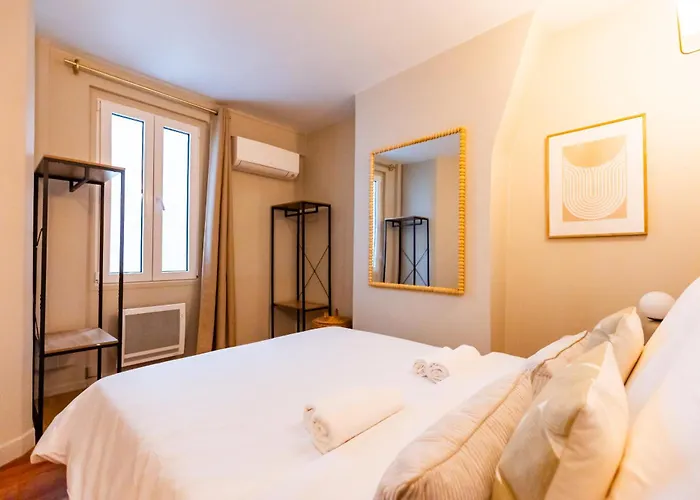 Heart Of - Spacious 3-bedroom Air-conditione Daire